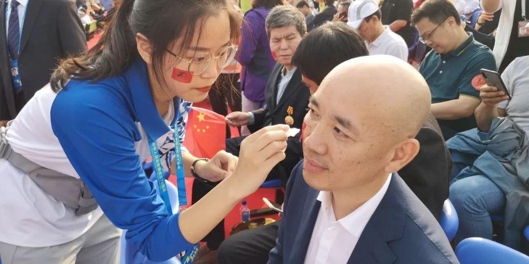 國慶閱兵視頻2019，回顧盛況，完整視頻再現(xiàn)輝煌，2019國慶閱兵回顧，盛況再現(xiàn)，輝煌視頻展現(xiàn)