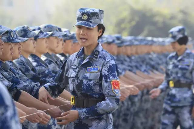 大學生女兵容易被錄取嗎？解析影響因素與機會平等，女大學生兵錄取機會解析，影響因素與平等權益探討