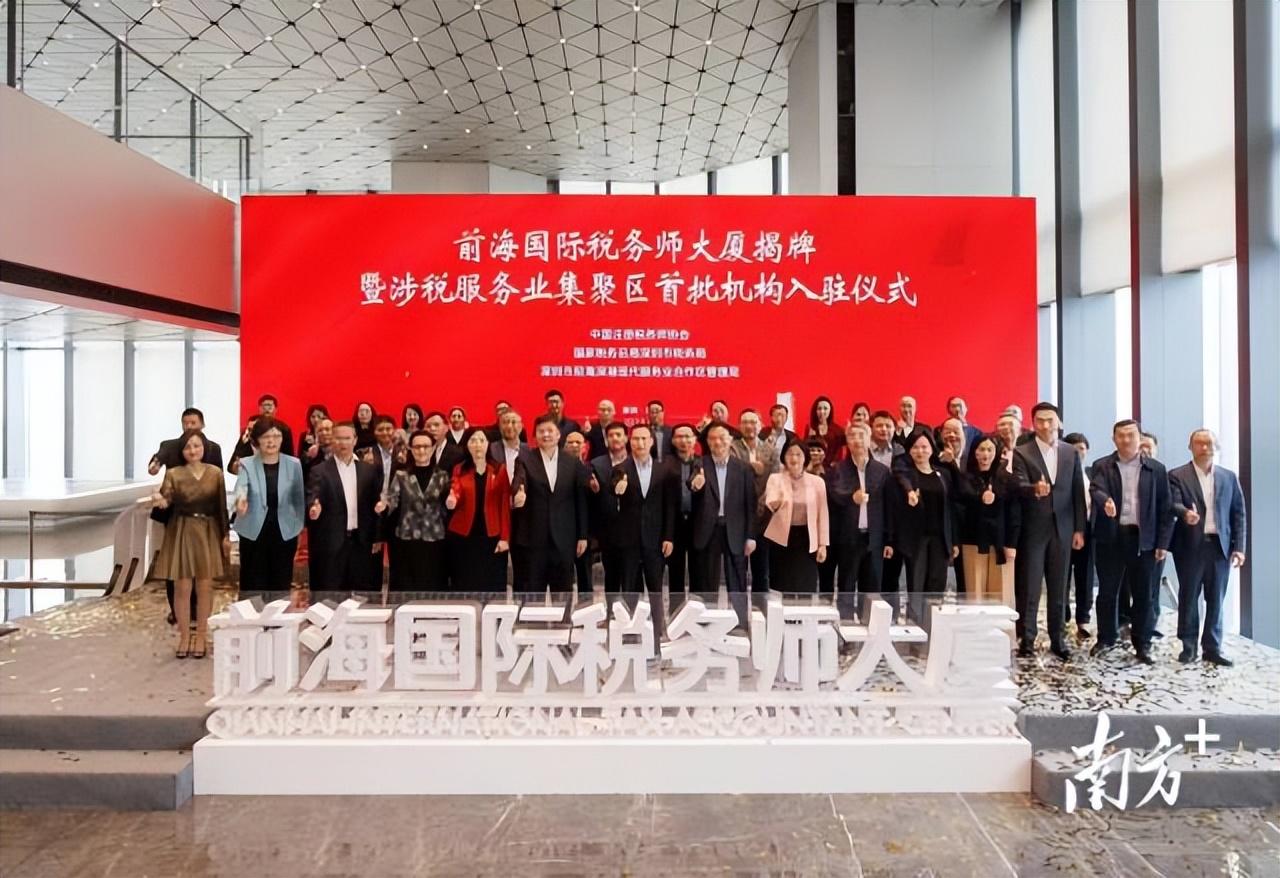 獨(dú)家爆料2025年香港正版資料免費(fèi)大全——一站式獲取所有資源！，獨(dú)家爆料，2025年香港正版資料大全——免費(fèi)獲取所有資源一站式平臺！