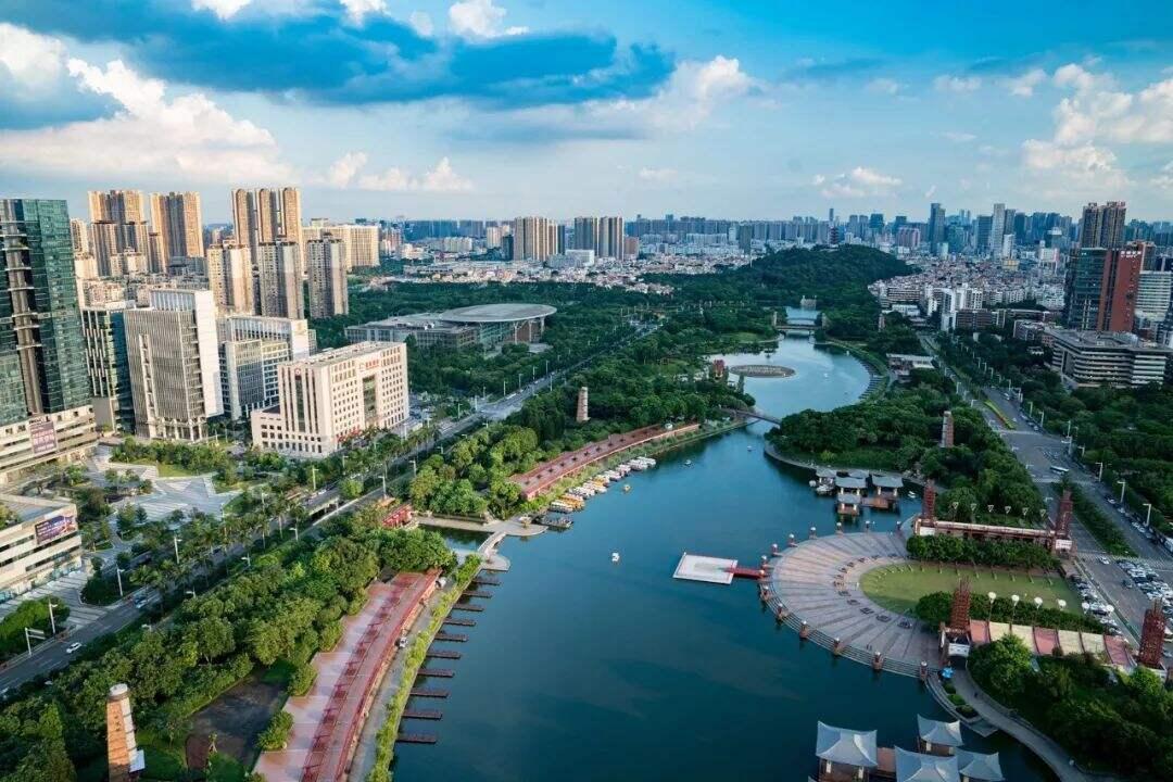 澳門正版免費(fèi)資源展望，邁向未來的精準(zhǔn)服務(wù)體驗(yàn)（2025展望），澳門正版資源展望，邁向精準(zhǔn)服務(wù)體驗(yàn)的未來之路（2025年展望）